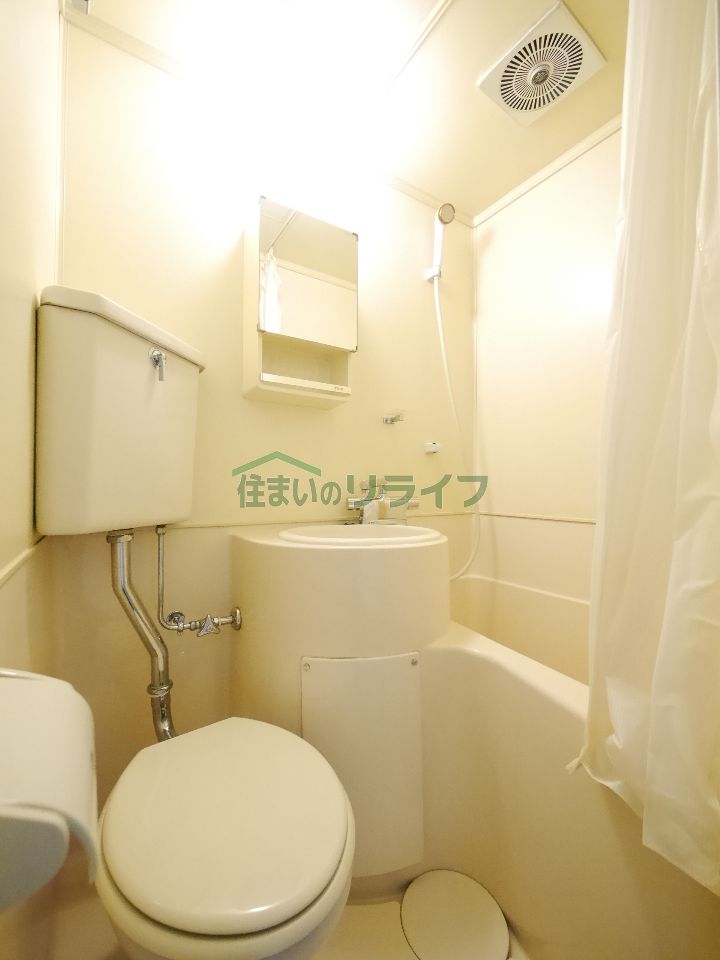 シャワールーム