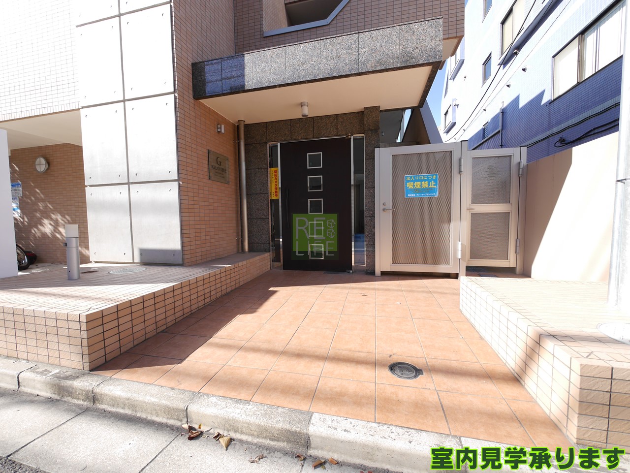 建物エントランス