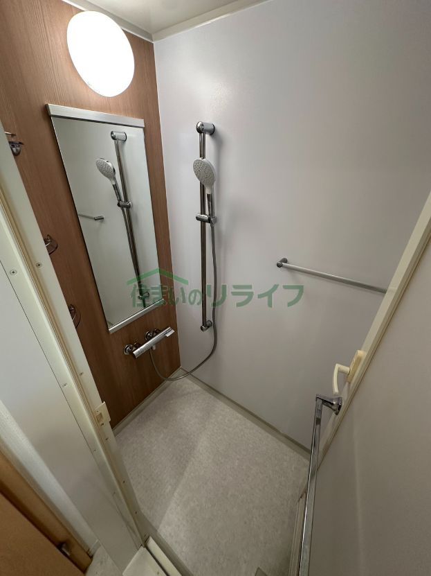 シャワールーム