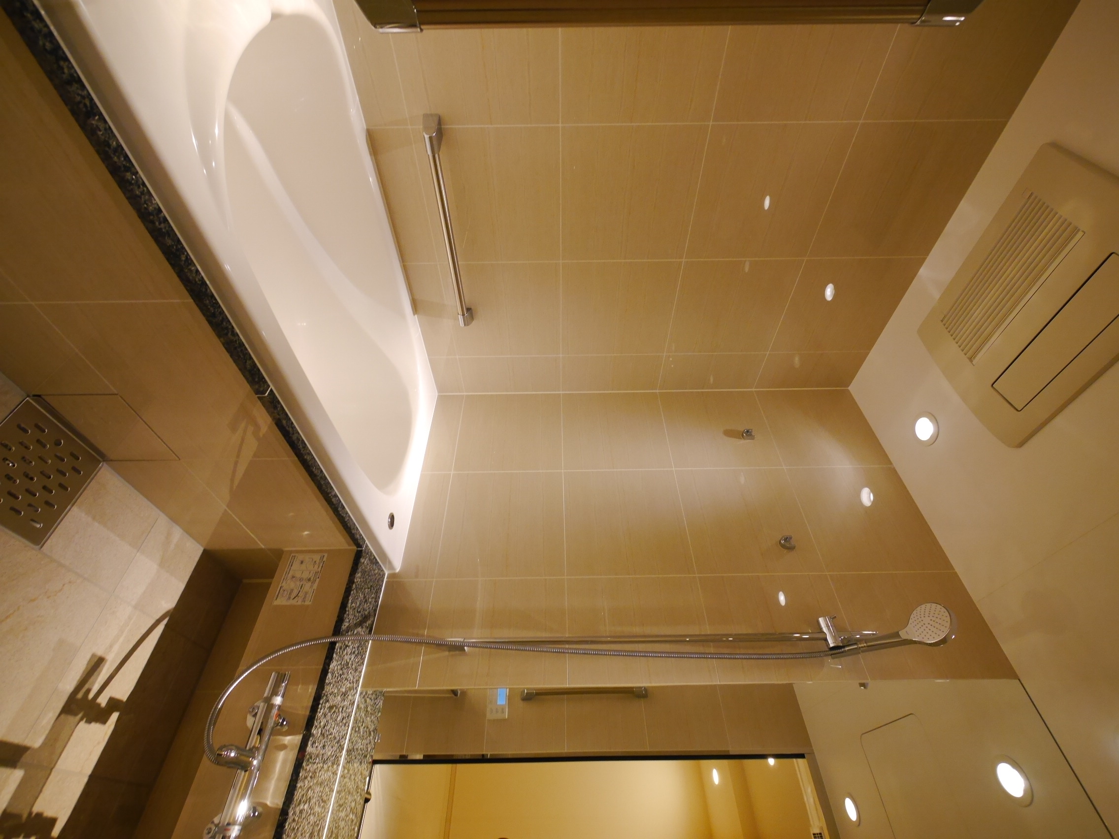 シャワールーム