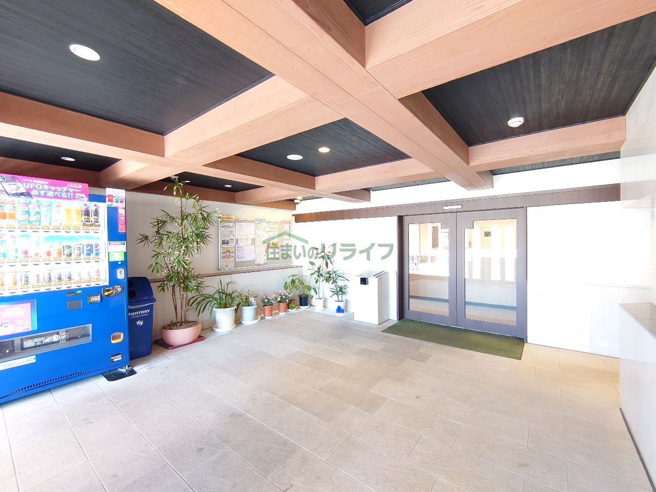 建物エントランス