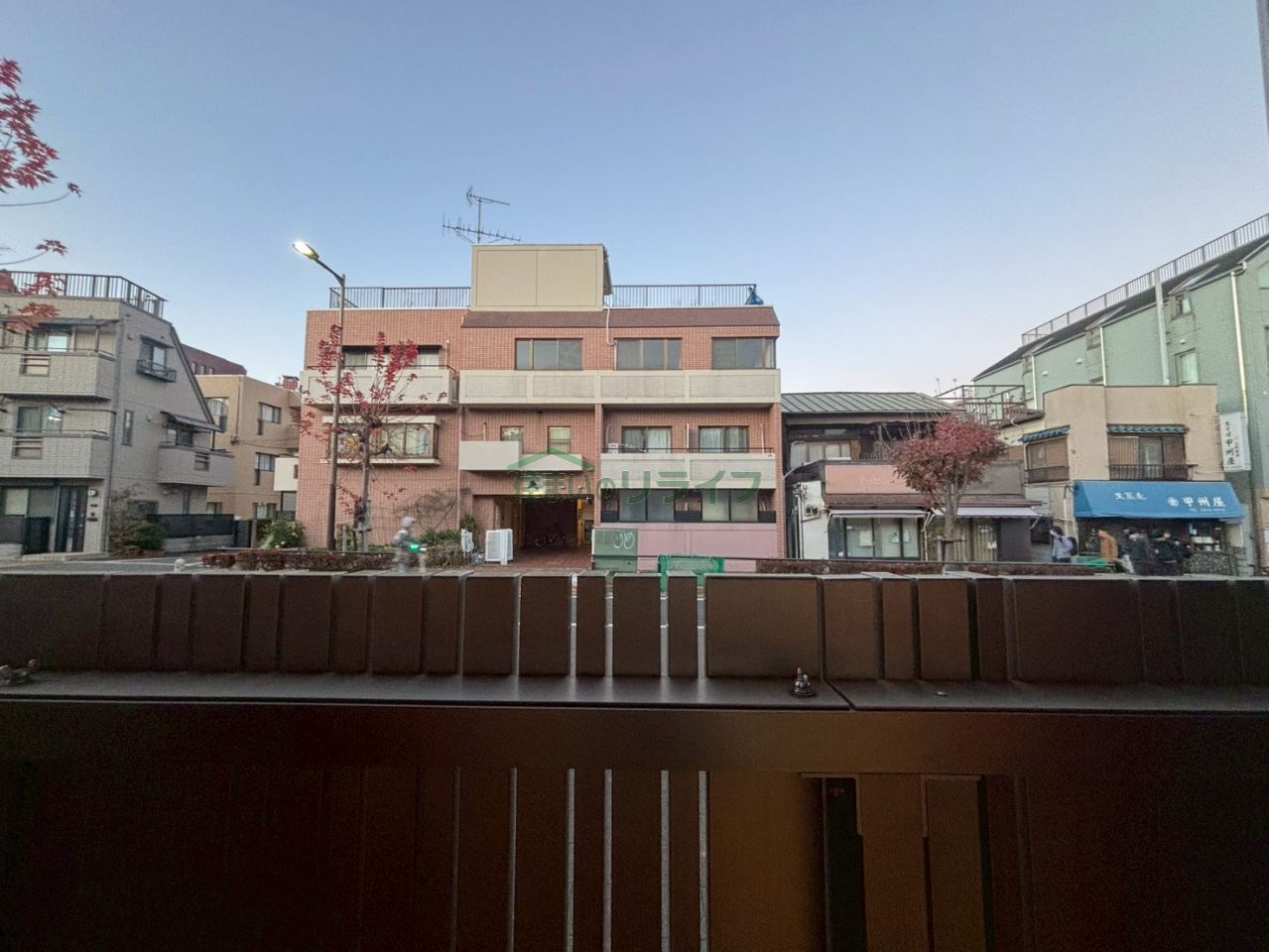 バルコニー