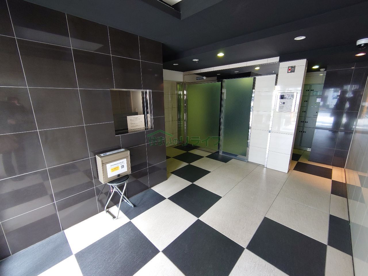 建物エントランス