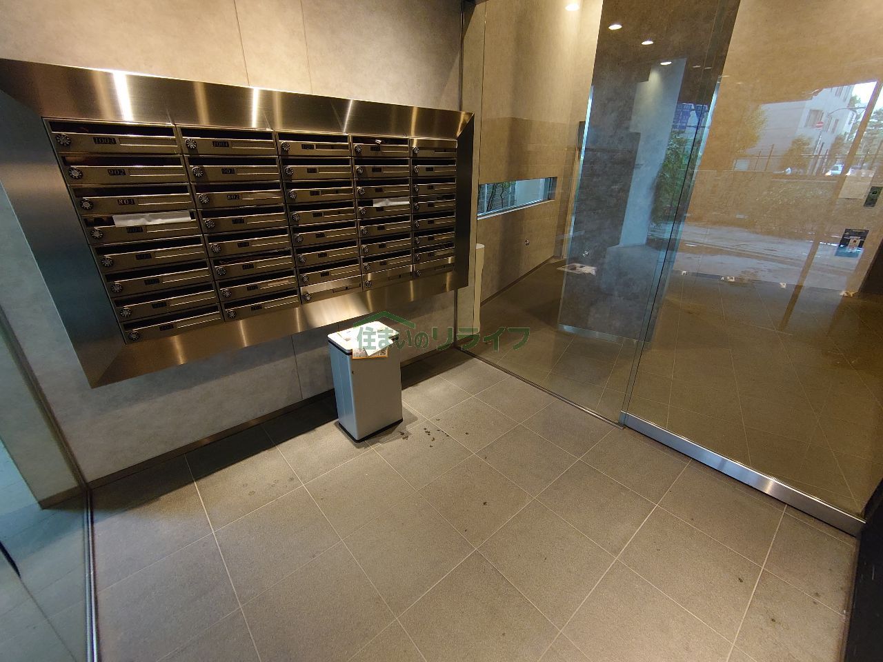 建物エントランス