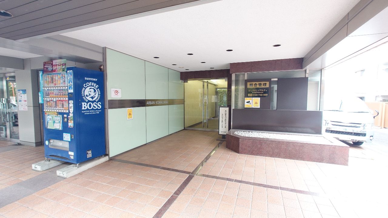 建物エントランス