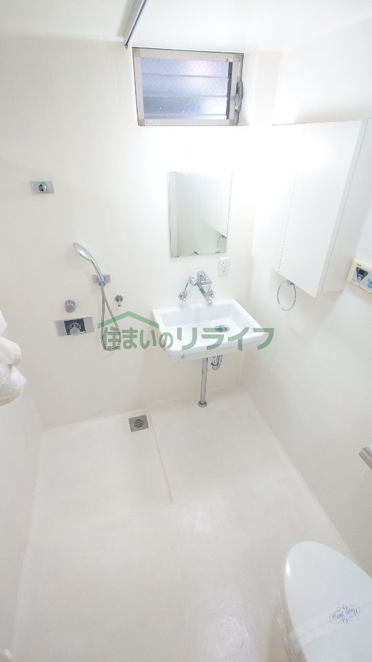 シャワールーム