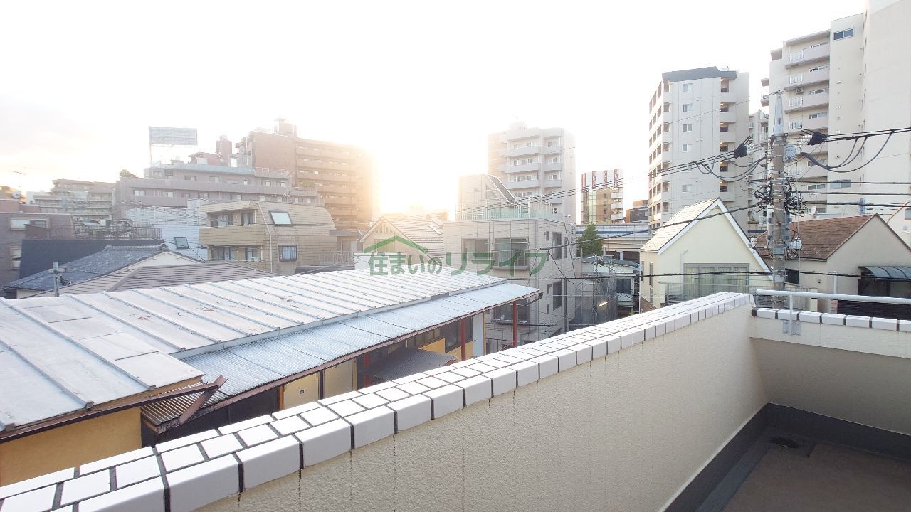 バルコニー