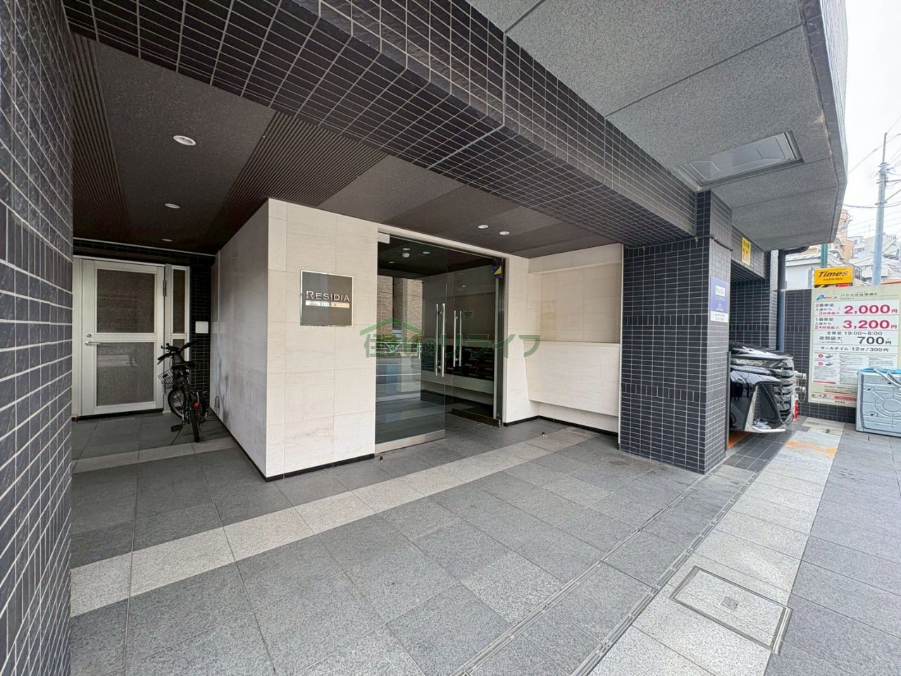 建物エントランス