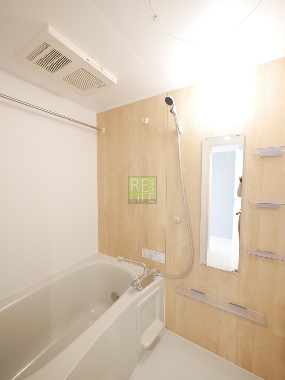 シャワールーム