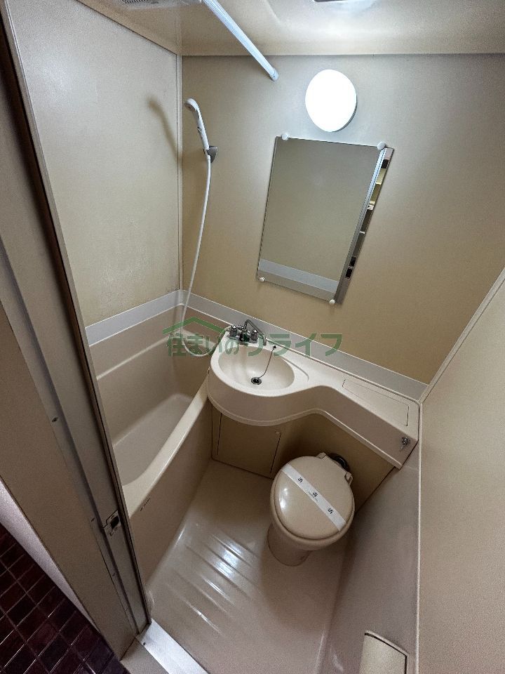 シャワールーム