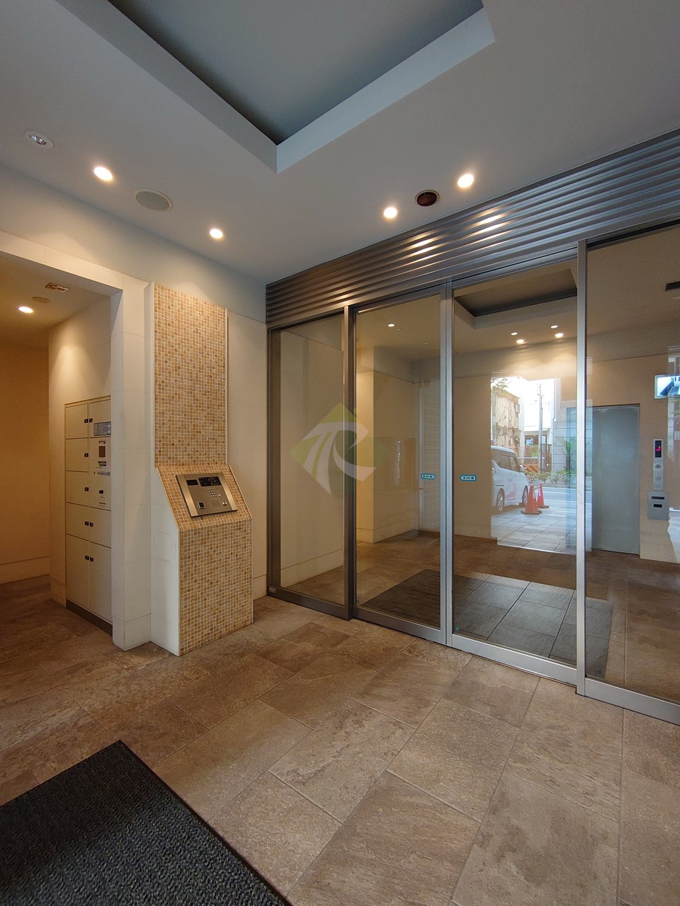 建物エントランス