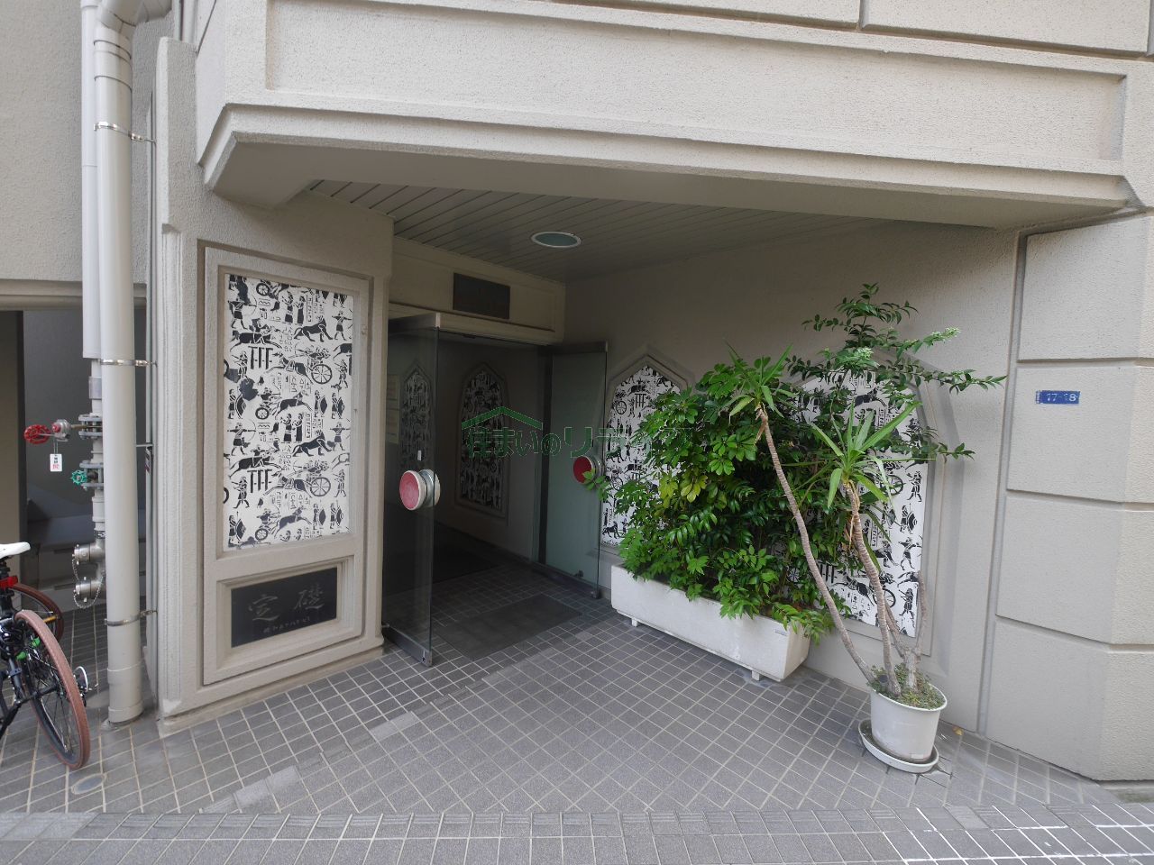 建物エントランス