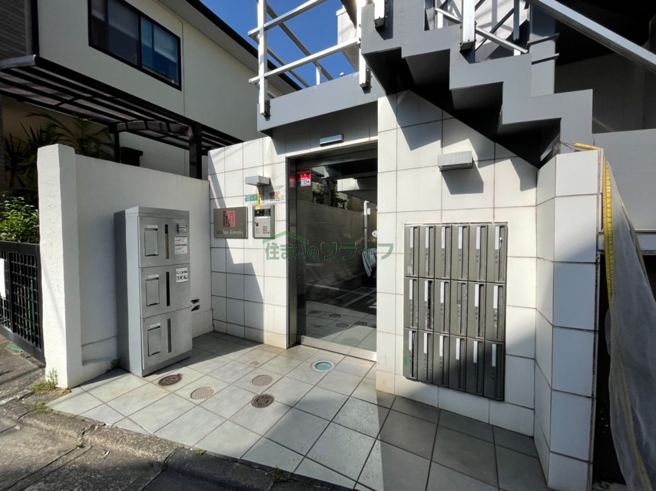 建物エントランス