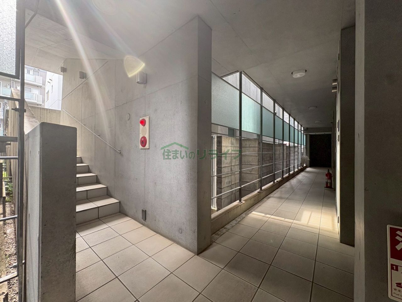 建物エントランス