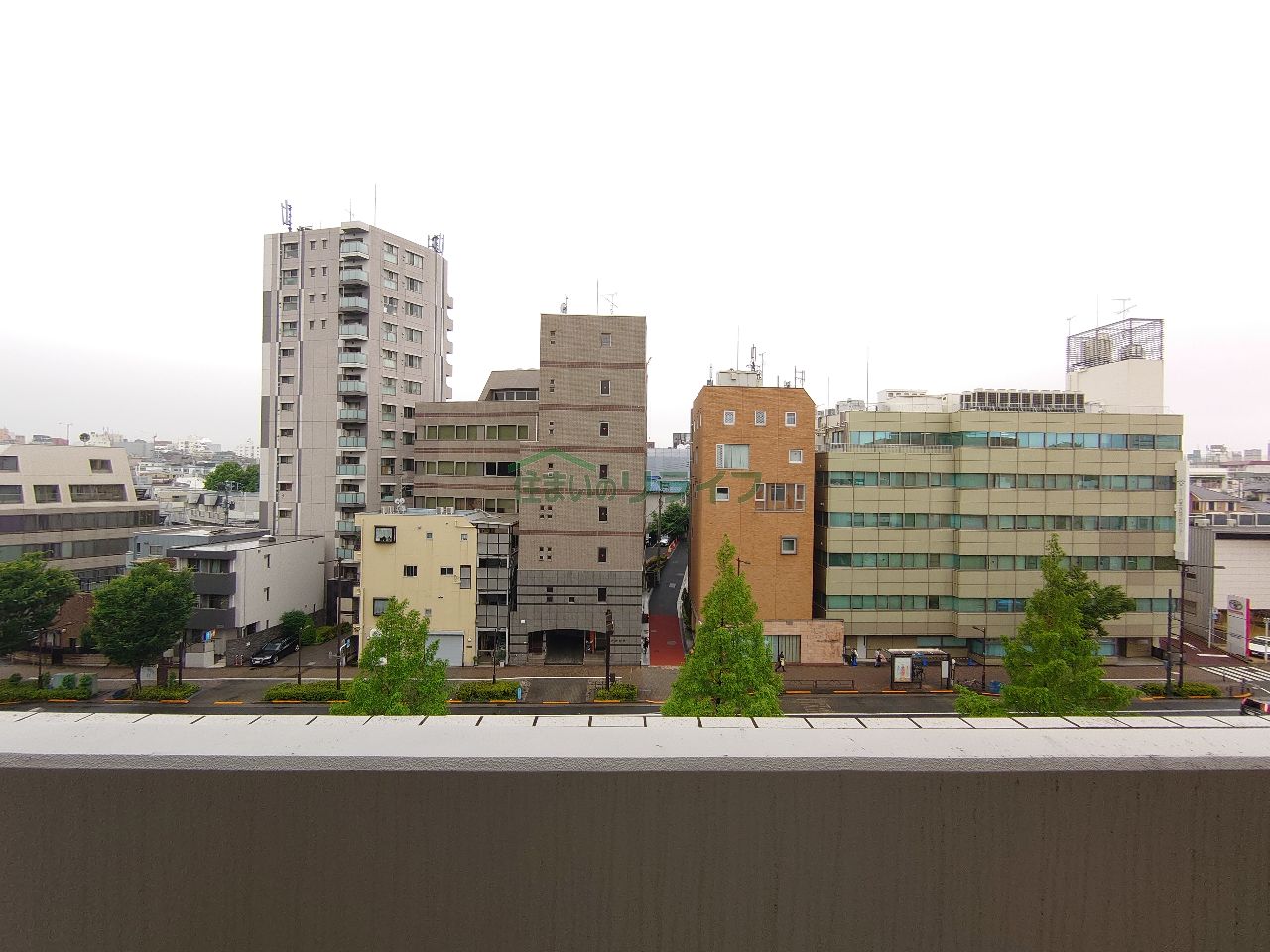 バルコニー