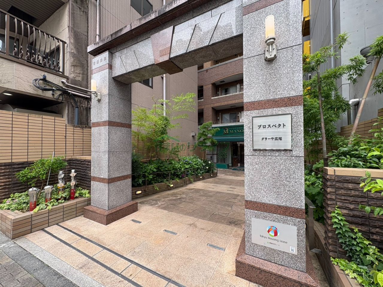 建物エントランス