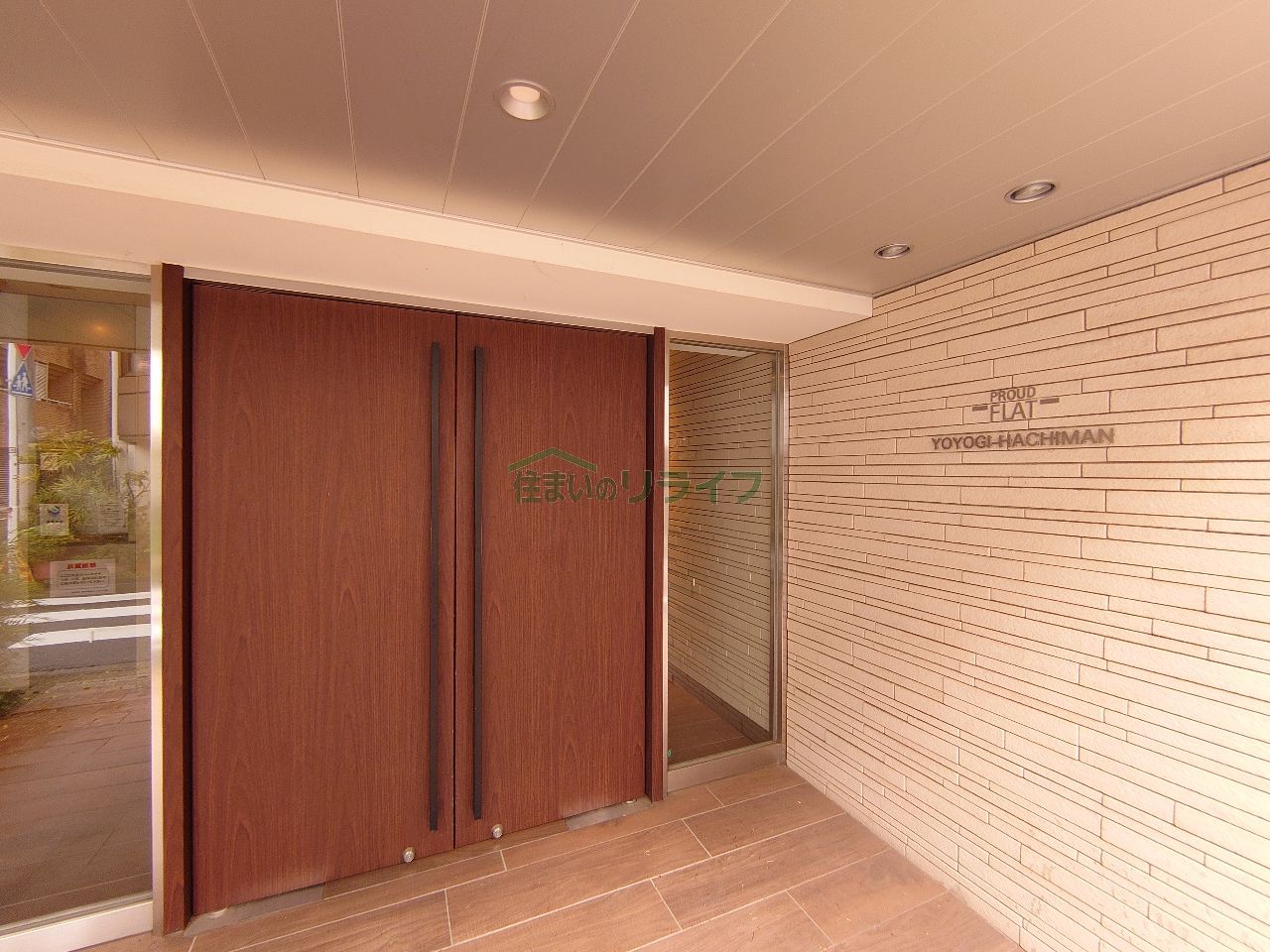 建物エントランス