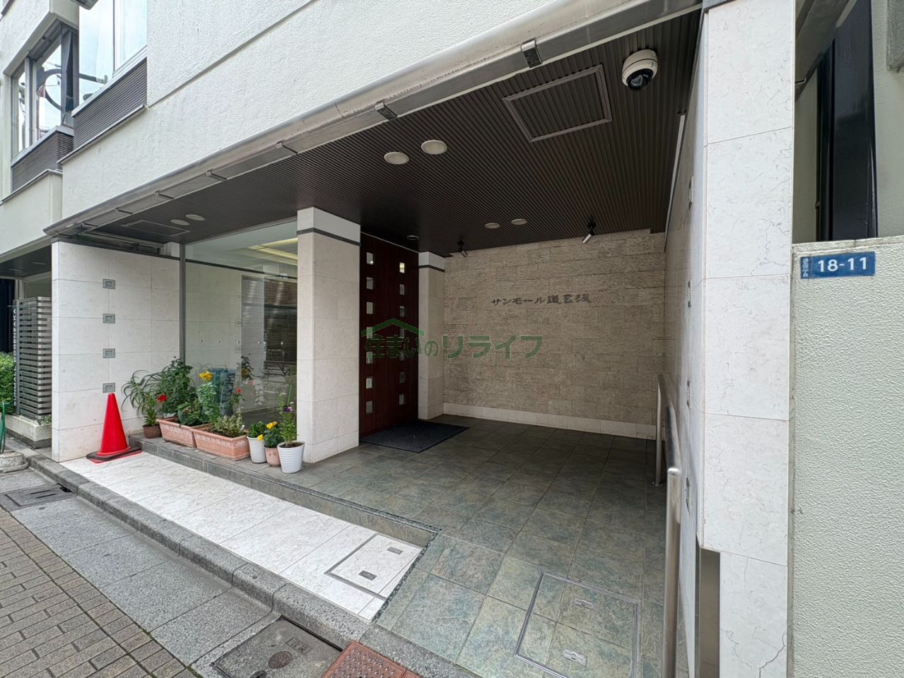 建物エントランス