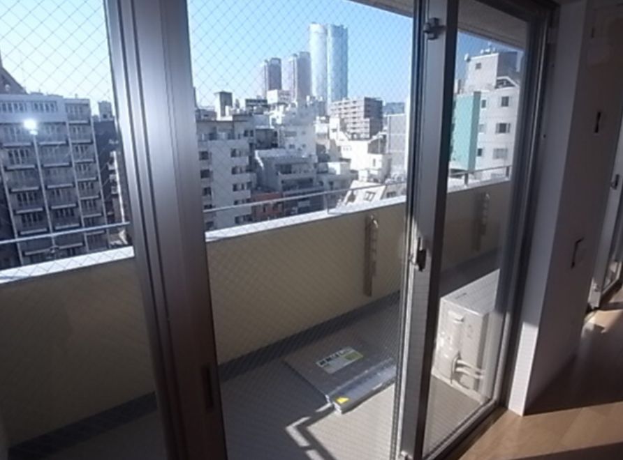バルコニー