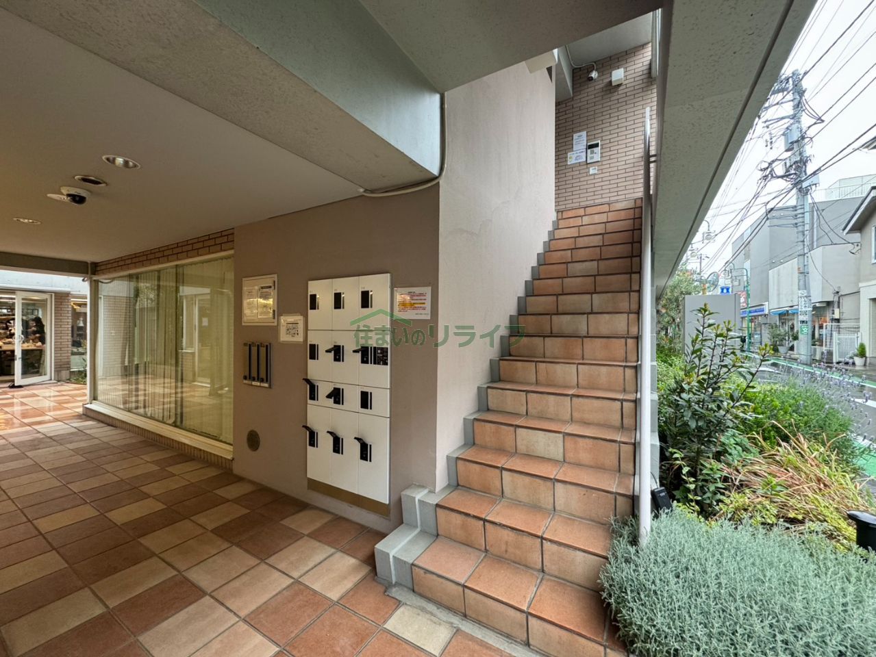 建物エントランス