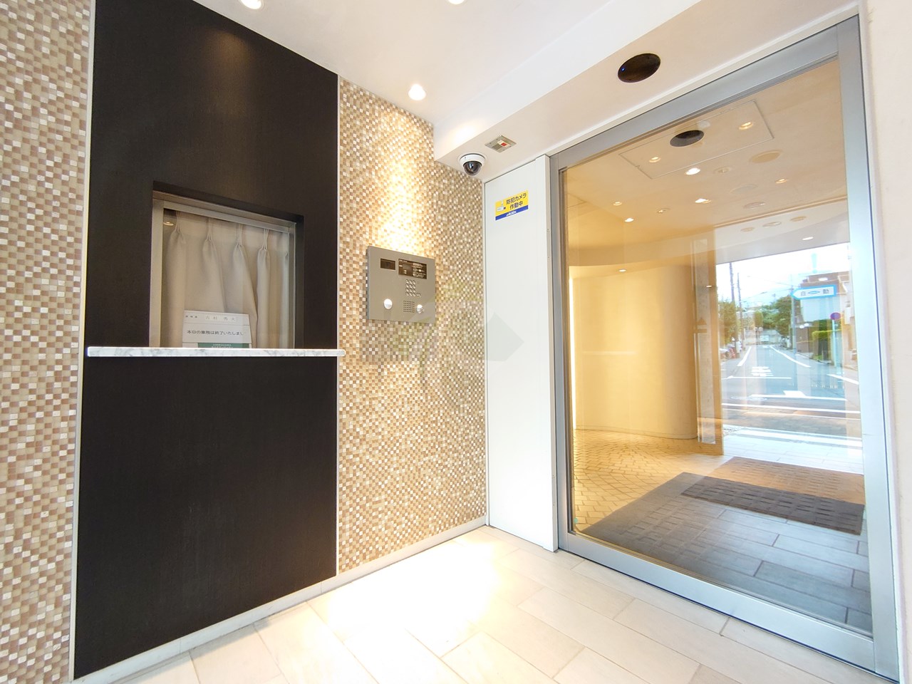 建物エントランス