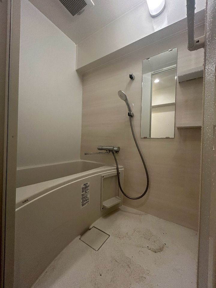 シャワールーム