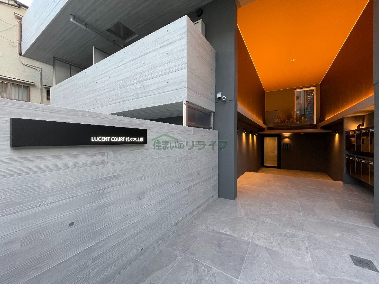 建物エントランス