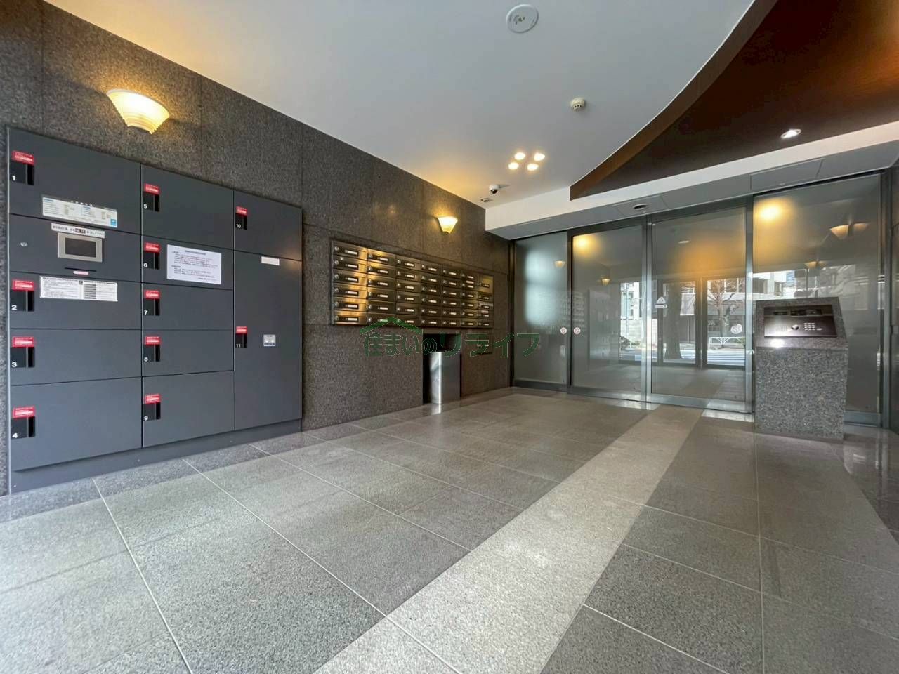 建物エントランス