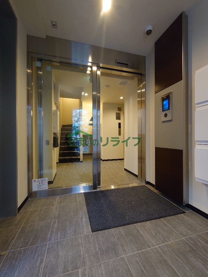 建物エントランス