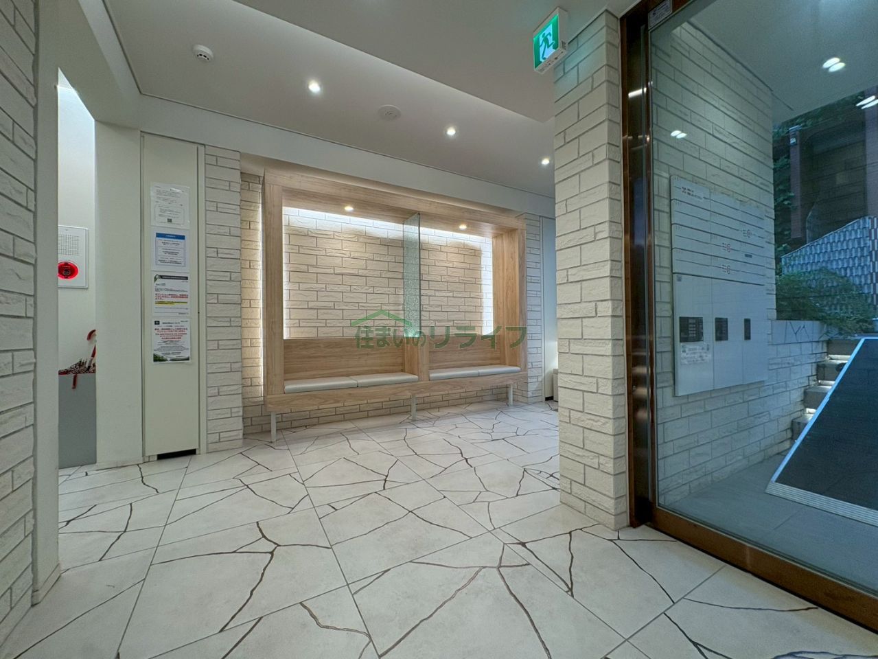 建物エントランス