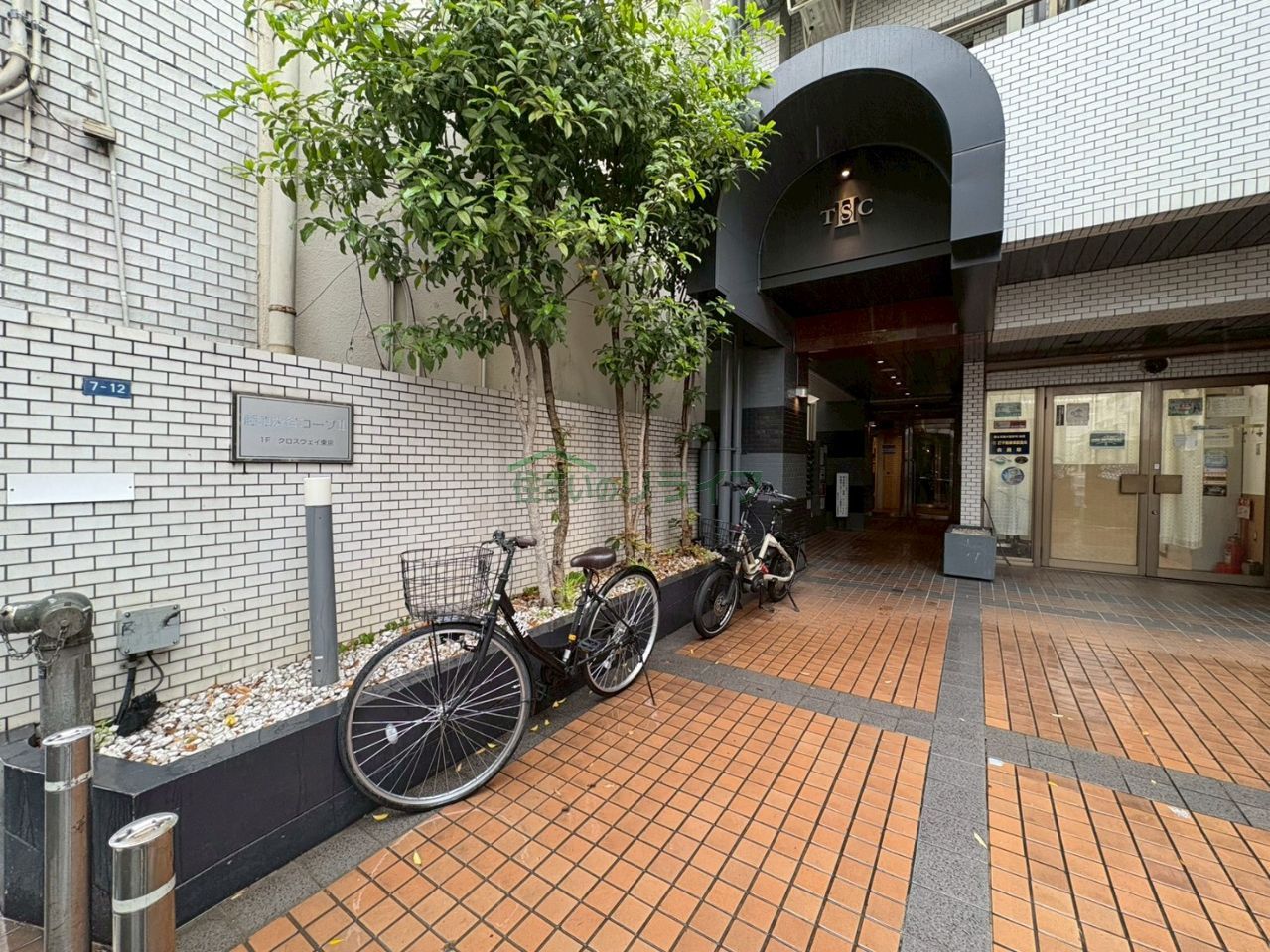 建物エントランス