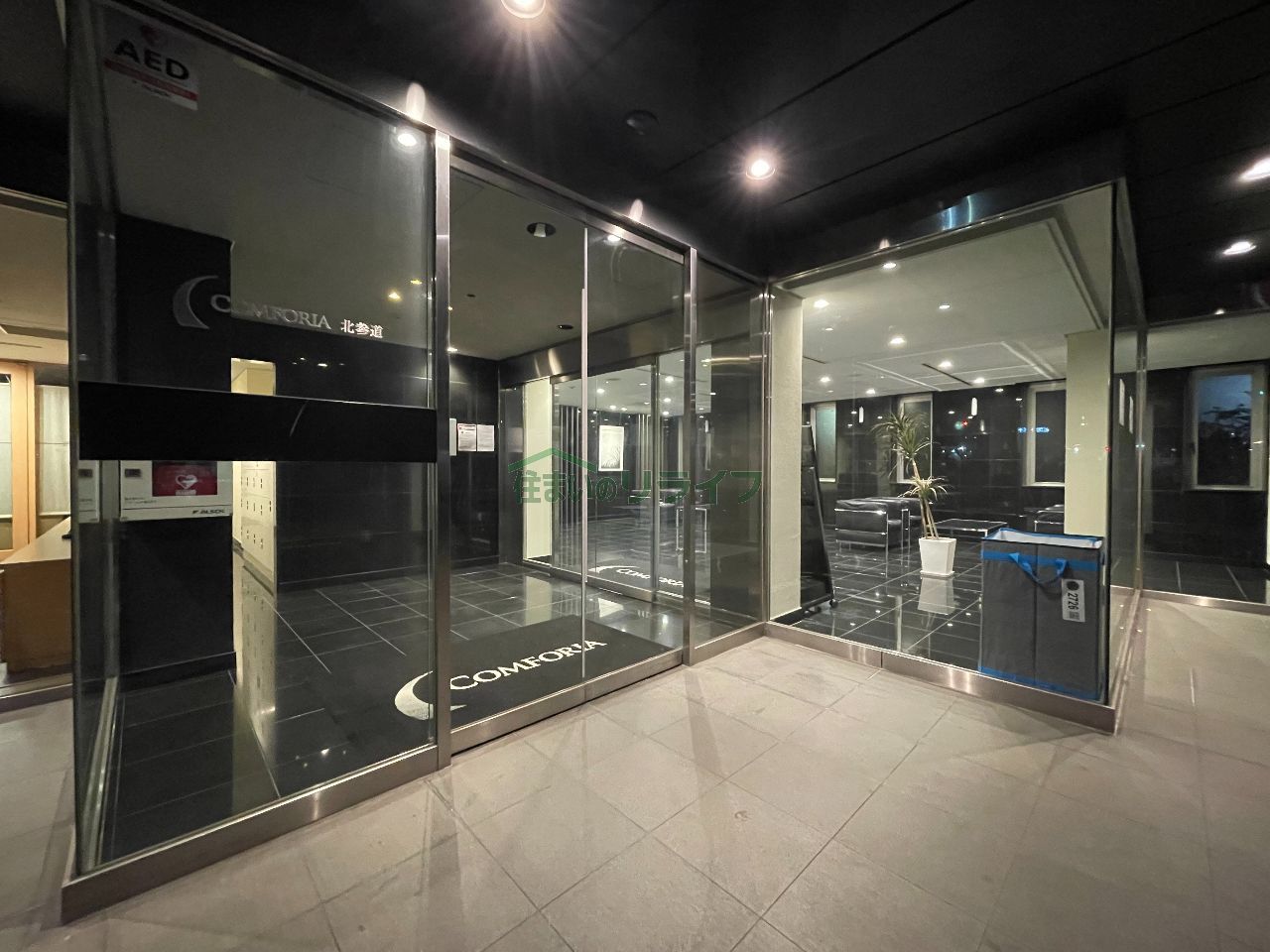 建物エントランス