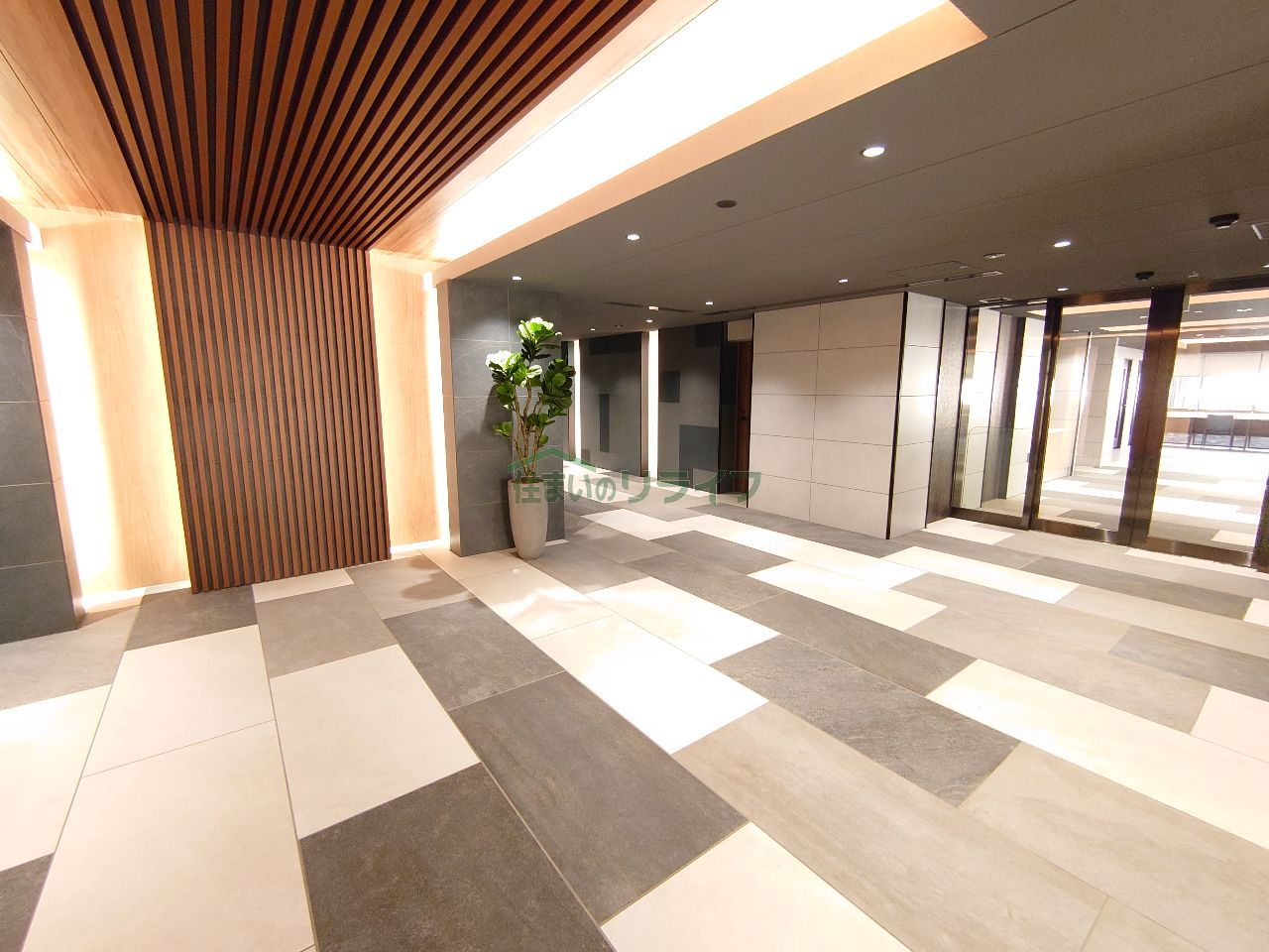 建物エントランス