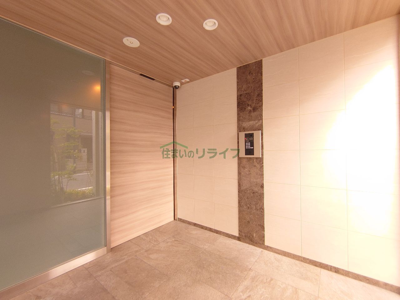 建物エントランス