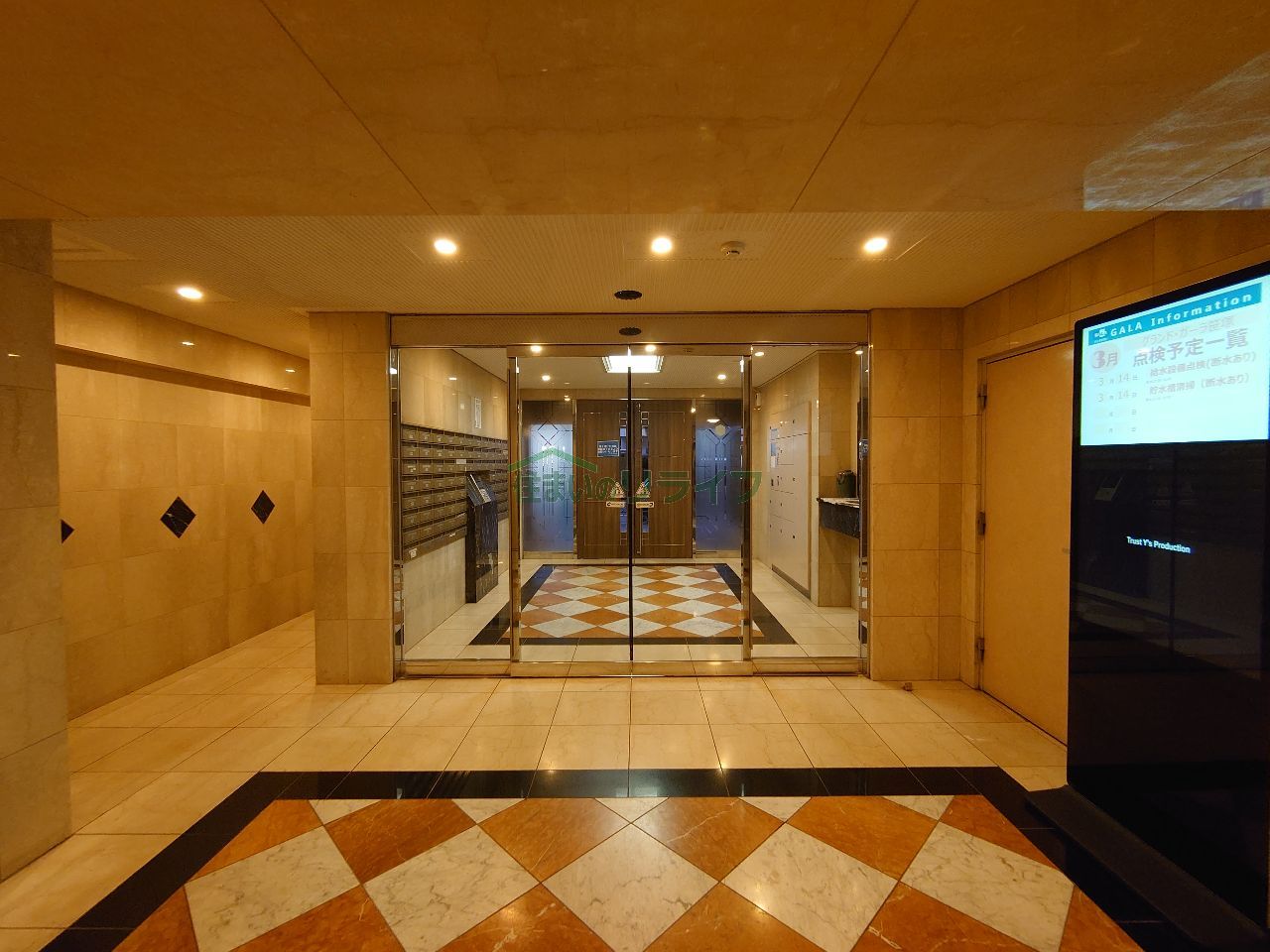 建物エントランス