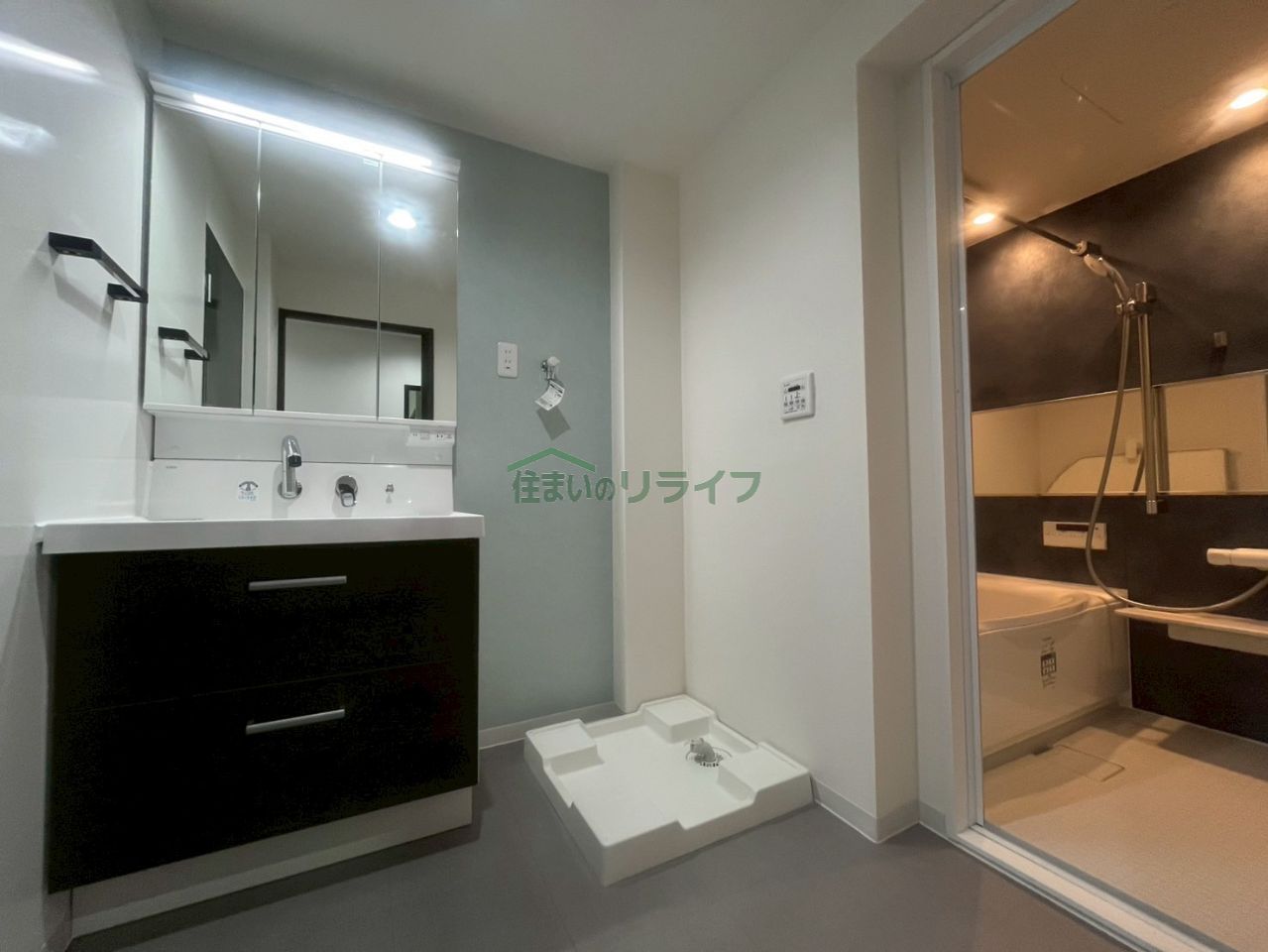 シャワールーム