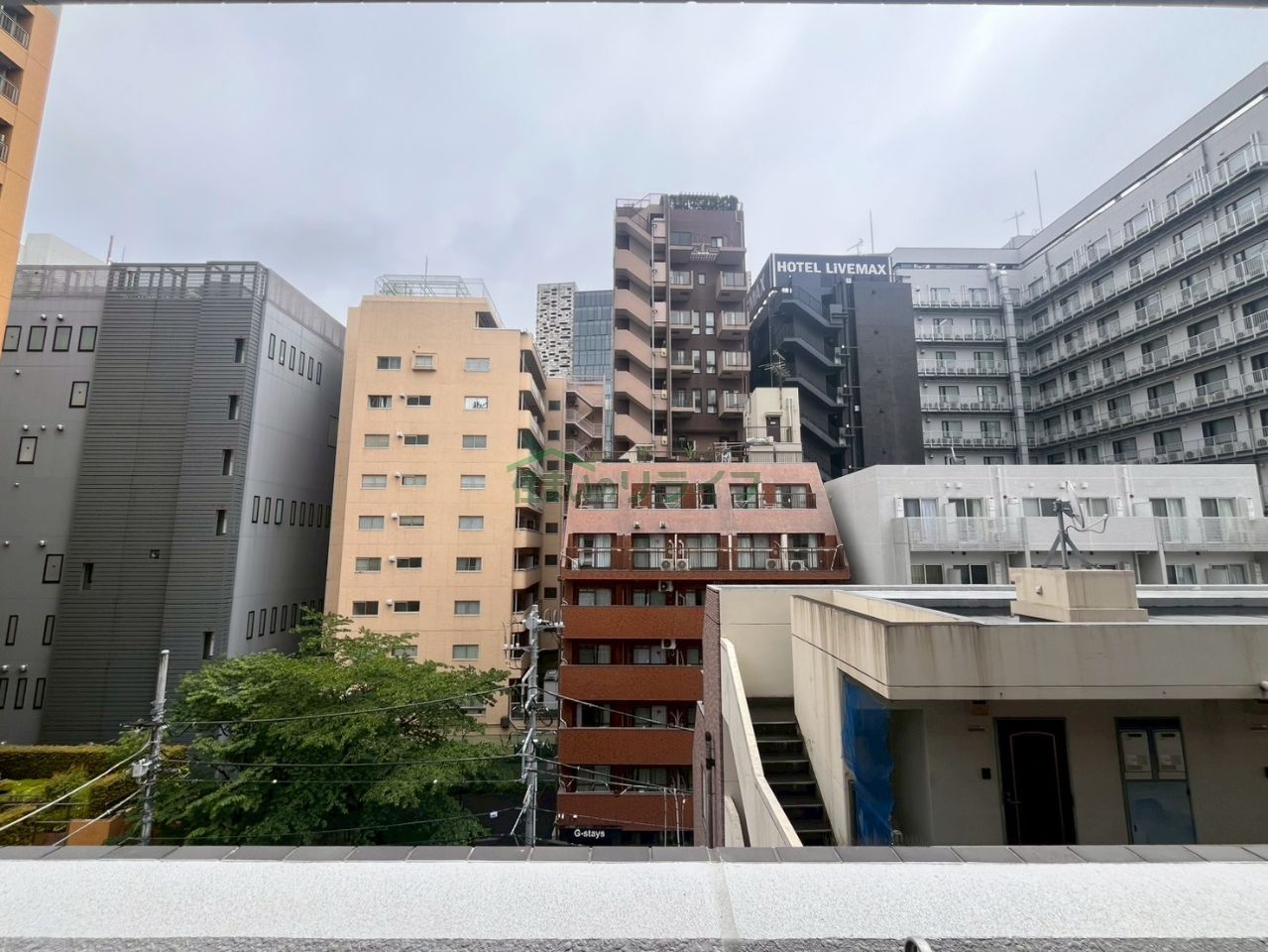 バルコニー