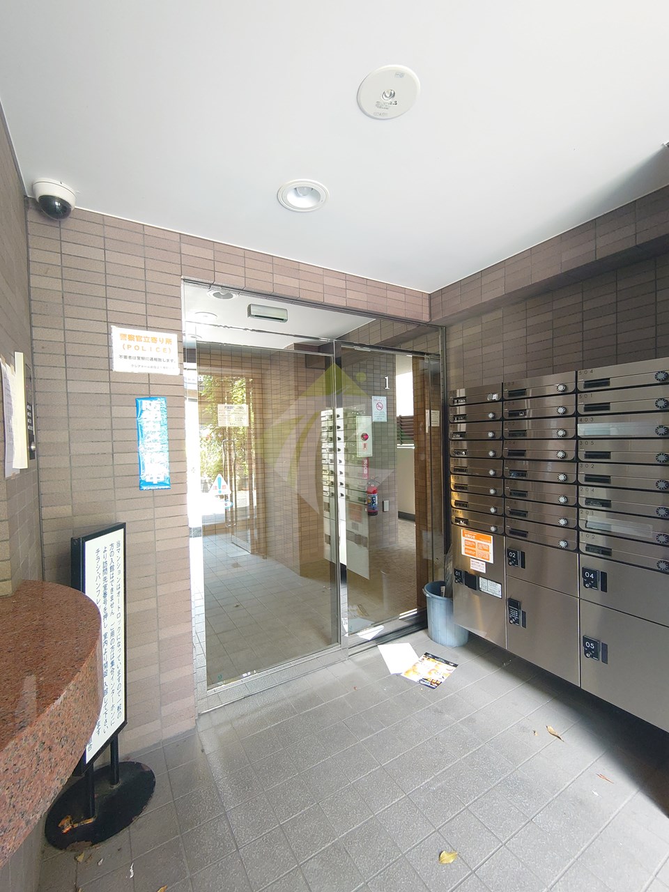 建物エントランス