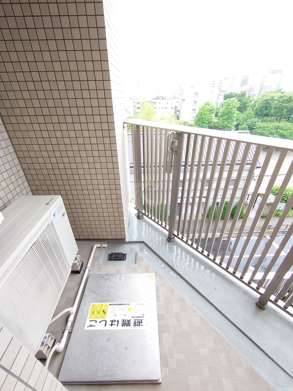 バルコニー