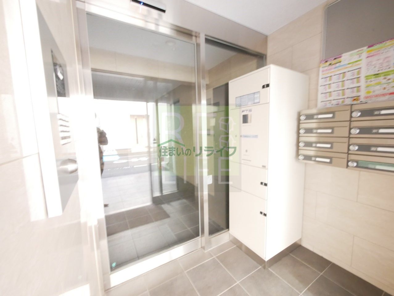 建物エントランス