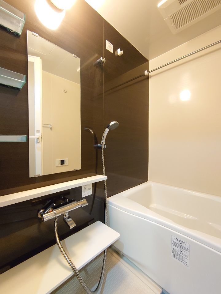 シャワールーム