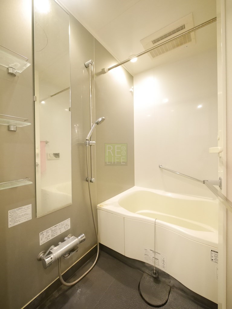 シャワールーム