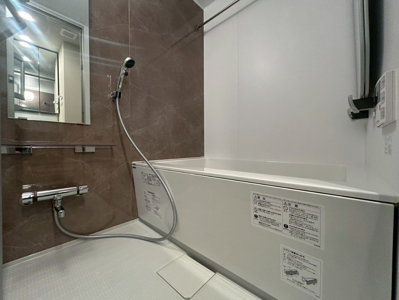 シャワールーム