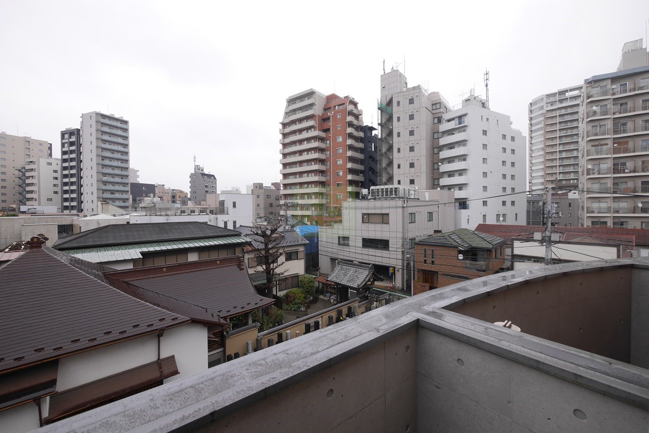 バルコニー