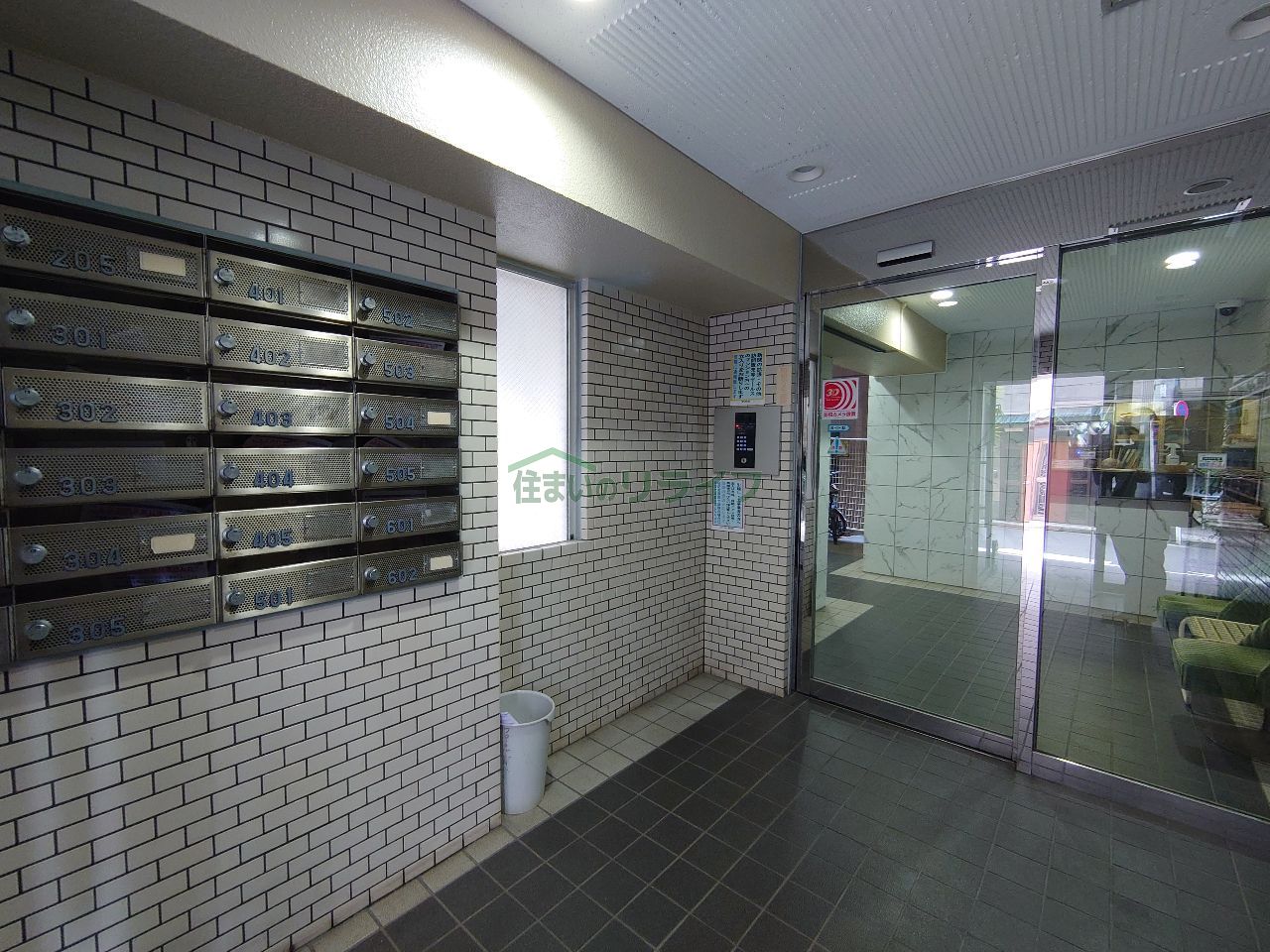 建物エントランス