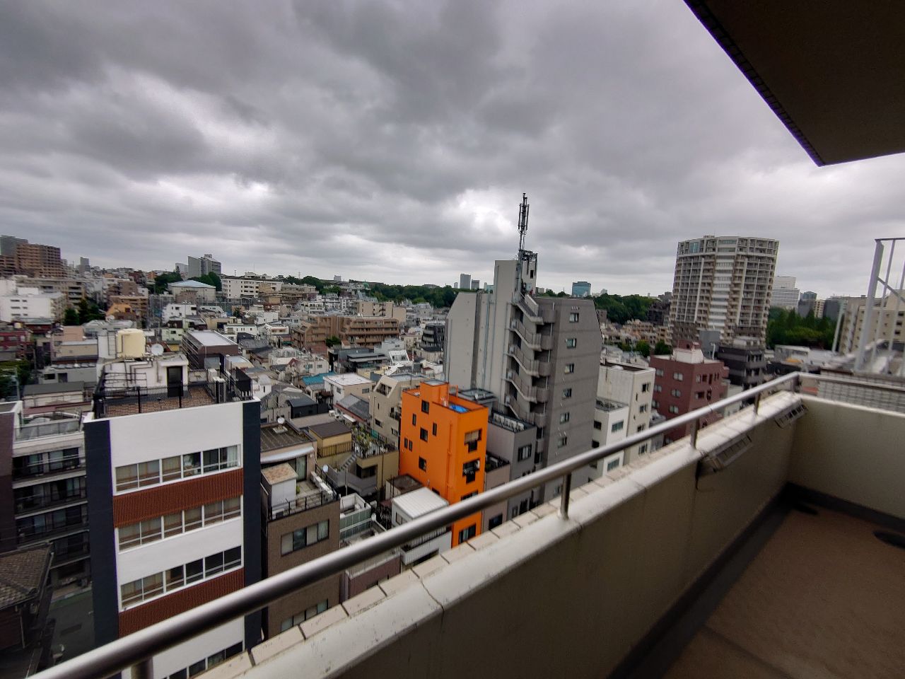 バルコニー