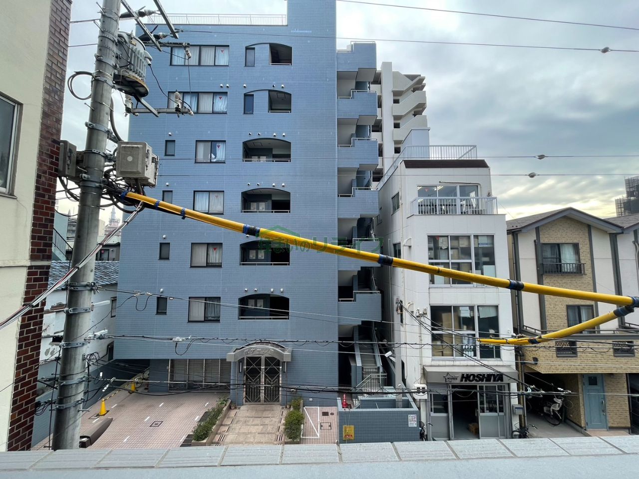 バルコニー
