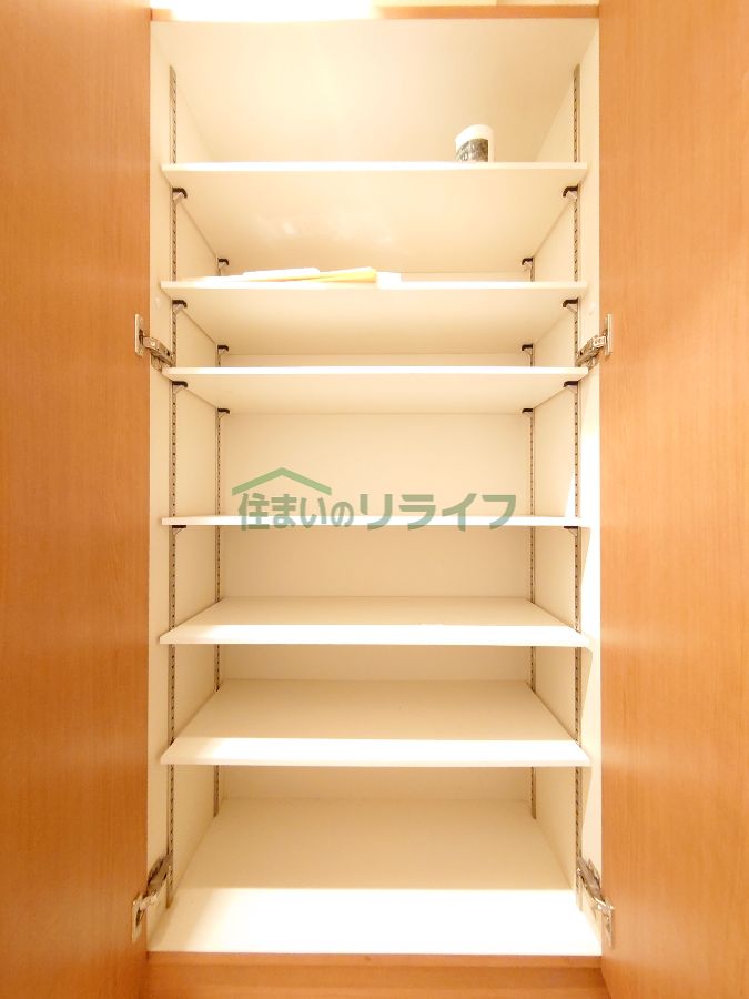 収納