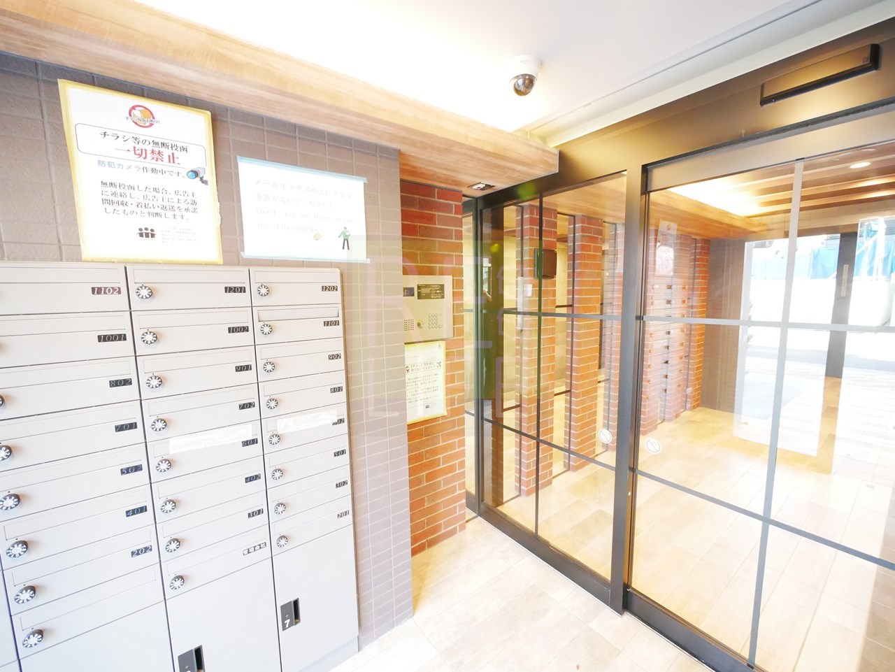 建物エントランス