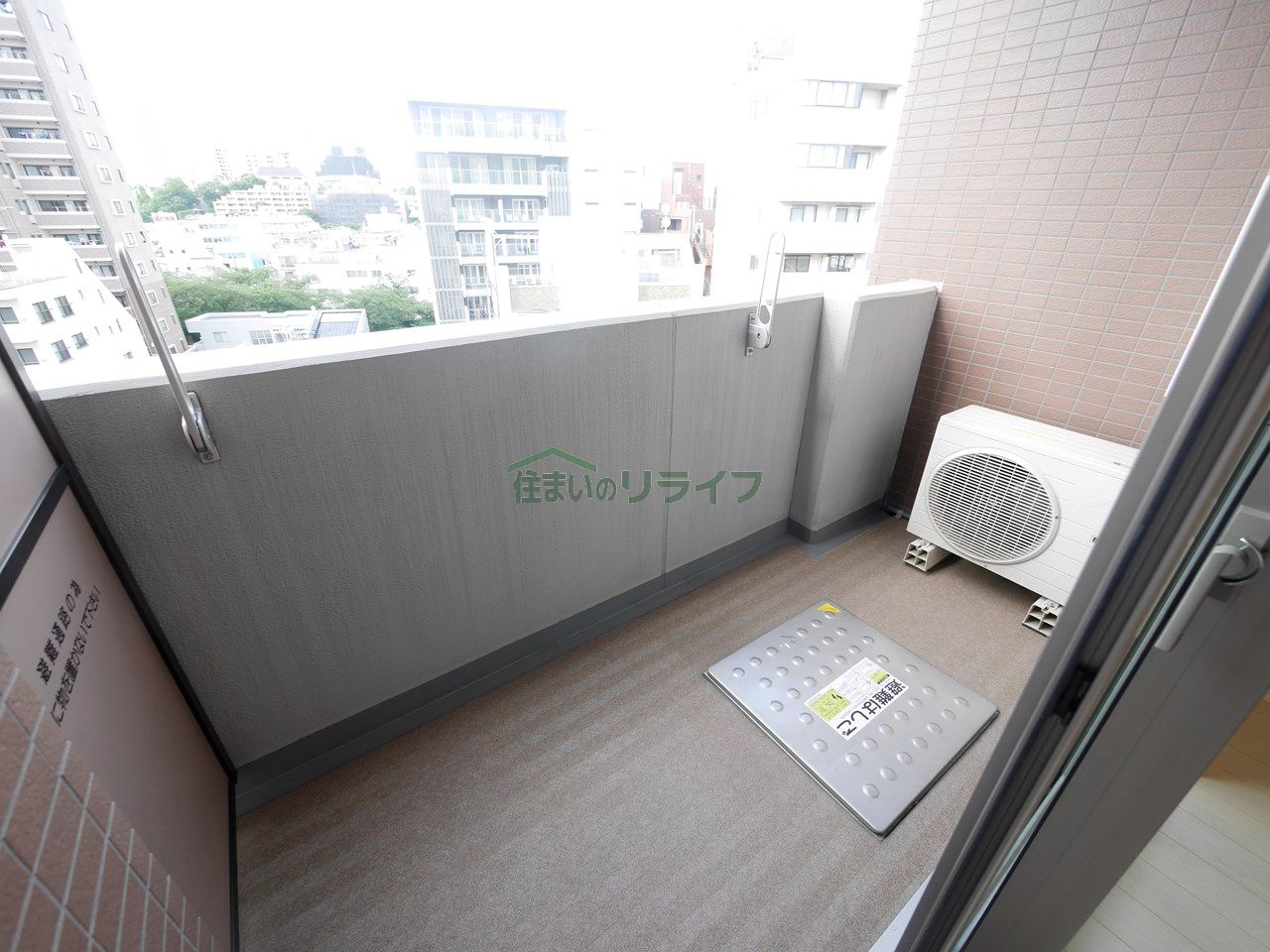 バルコニー